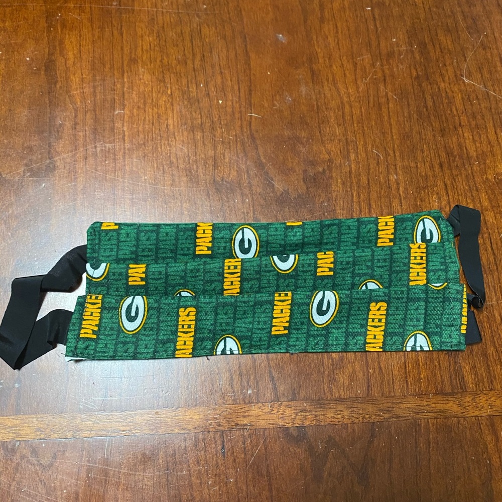 New handcrafted mask Green Bay Packers